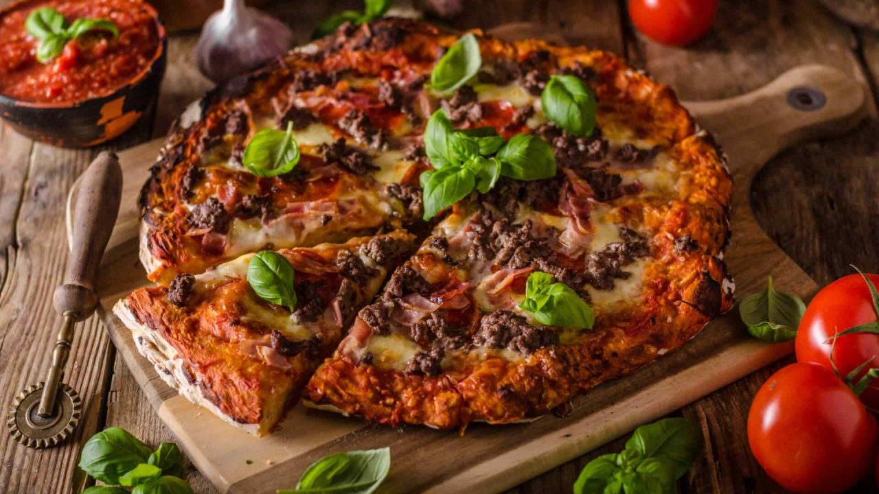 https://latinwave.cl/wp-content/uploads/2018/01/pizza_meat-1-1280x720.jpg