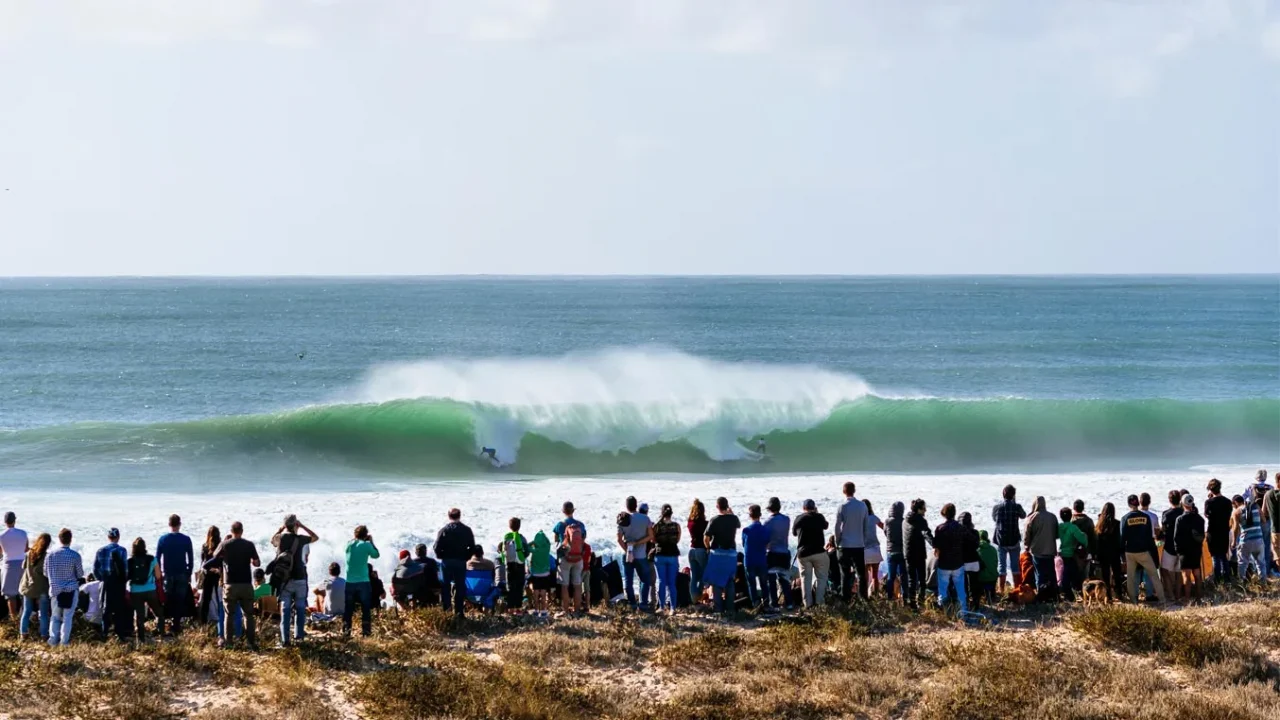 https://latinwave.cl/wp-content/uploads/24_RipCurlPro_Portugal_Banner_1354x762_5.jpg-1280x720.webp