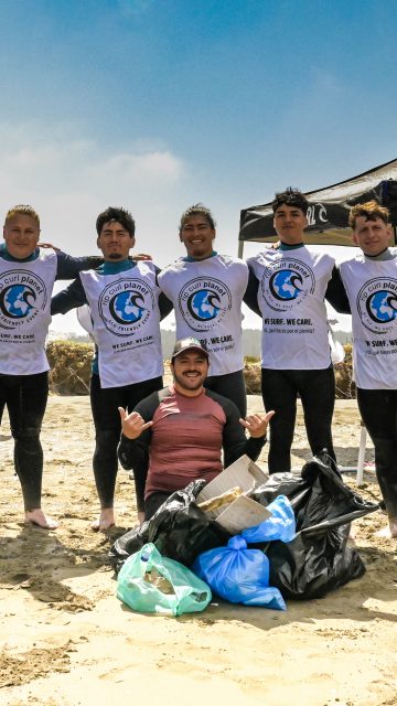 “Surf Day” del #CampLatinwave con Estudiantes de Ed. Física UDLA