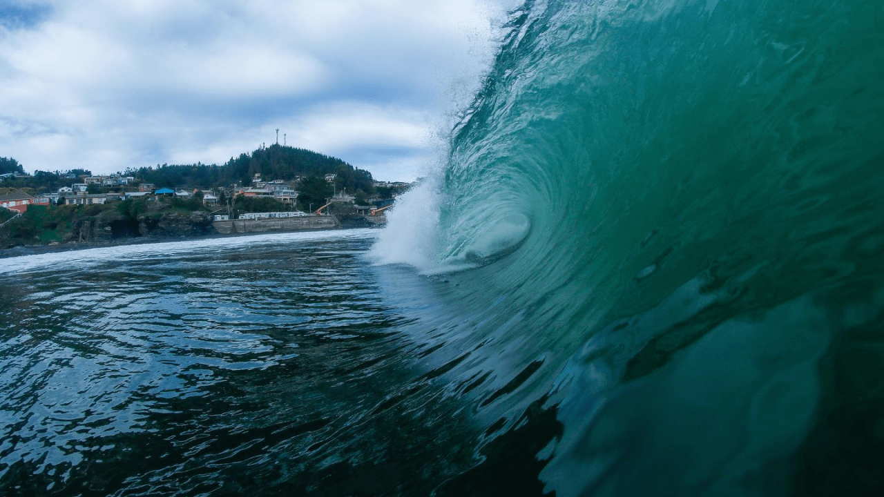 https://latinwave.cl/wp-content/uploads/OLA-LOS-BOTES-1-credito-dobleuve-fotos-1280x720.png