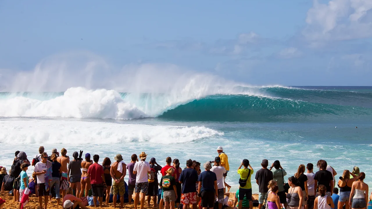 https://latinwave.cl/wp-content/uploads/billabong-pipe-masters-1280x720.webp